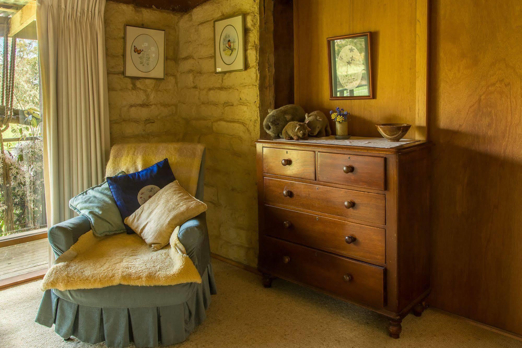 The Burrow At Wombat Bend Villa Dixons Creek Exterior photo